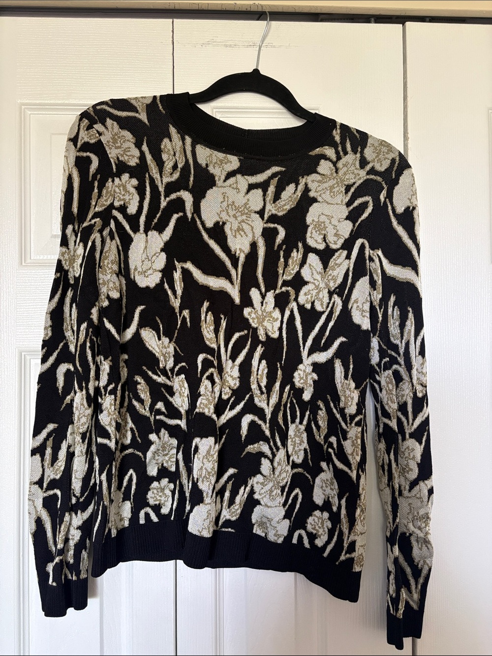 Aritzia Little Moon Metallic Floral Jacquard Knit Sweater Black Gold XXS